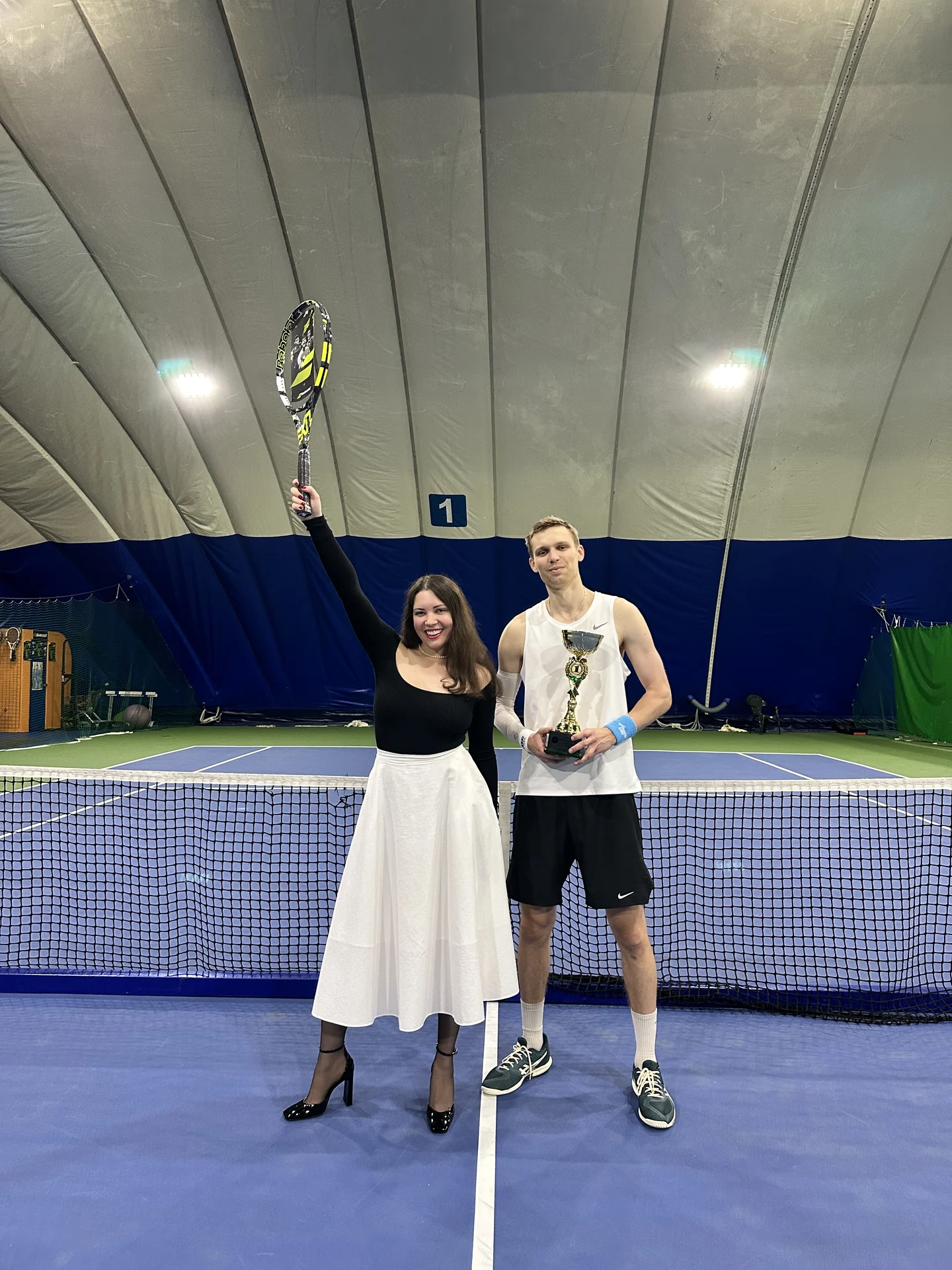 Виктория Серенкова с небольшой группой участников ProTennis Cup